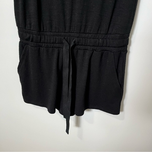 Aritzia Wilfred Izabel Scoop Back Sleeveless Knit Romper Black size XSmall - Picture 7 of 15